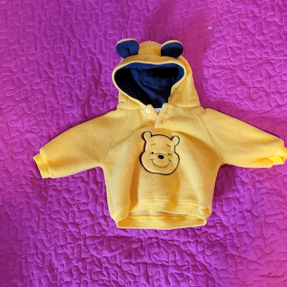 Winnie-the-Pooh Disney sweater